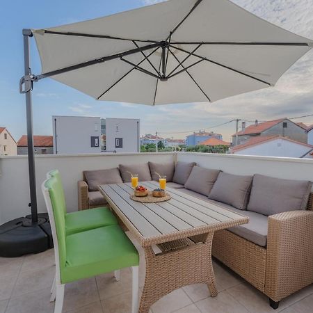 Apartment Glamorous Getaway ซาดาร์ ภายนอก รูปภาพ