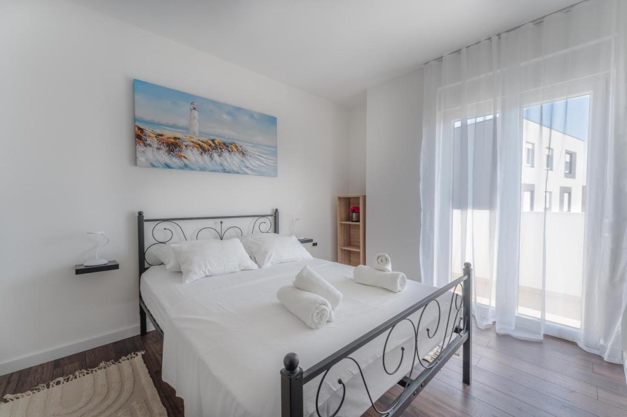 Apartment Glamorous Getaway ซาดาร์ ภายนอก รูปภาพ