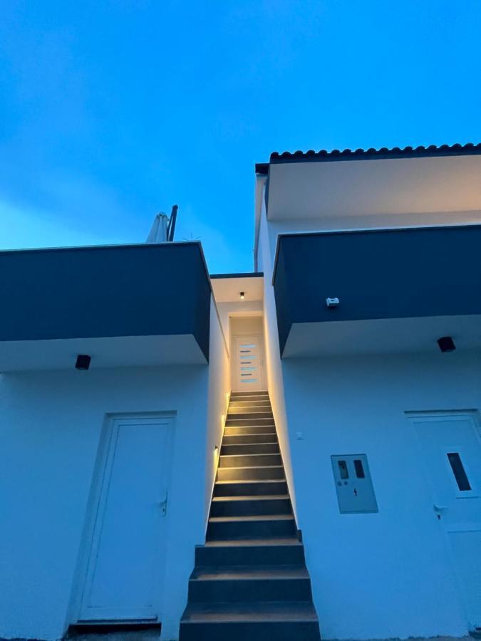 Apartment Glamorous Getaway ซาดาร์ ภายนอก รูปภาพ