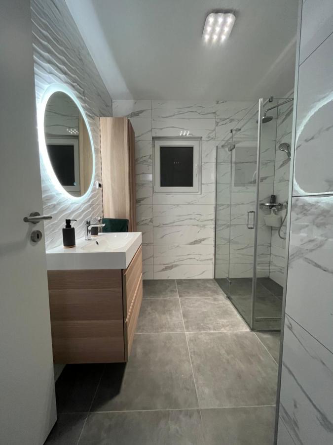 Apartment Glamorous Getaway ซาดาร์ ภายนอก รูปภาพ